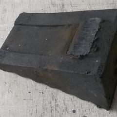 更に値下げ　車輪止め（大）の画像