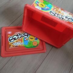 23. お菓子ケースの画像
