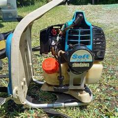 刈払い機(草刈り機)　プロ仕様(新ダイワＲＫ２６０・背負い式) 刈払い機(草刈り機) プロ仕様(新ダイワRK260・背負い式)