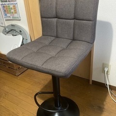 【極美品】７月末削除 昇降式チェア（ハイチェア）