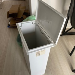 決まりました　ゴミ箱の画像