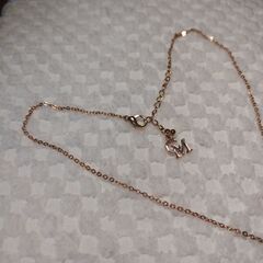 CECIL McBEE（セシルマクビー）ネックレス　ピンクゴールド風　ハートモチーフの画像