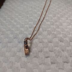 CECIL McBEE（セシルマクビー）ネックレス　ピンクゴールド風　ハートモチーフの画像