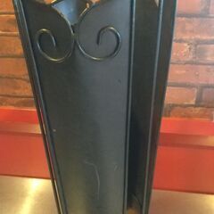金属製（ブロンズ風）傘立ての画像