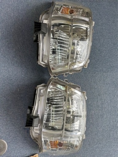200系ハイエース3型ワイド後期HID純正フェイスセット　