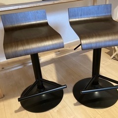 カウンターテーブル　椅子2脚セットの画像