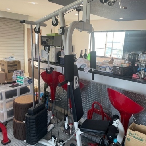 トレーニングマシン