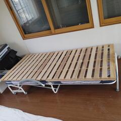 シングルベッド
