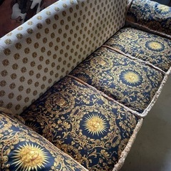 Versace 3人掛けソファー　ヴェルサーチの画像