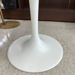 IKEA　ドクスタ　テーブル　円卓の画像