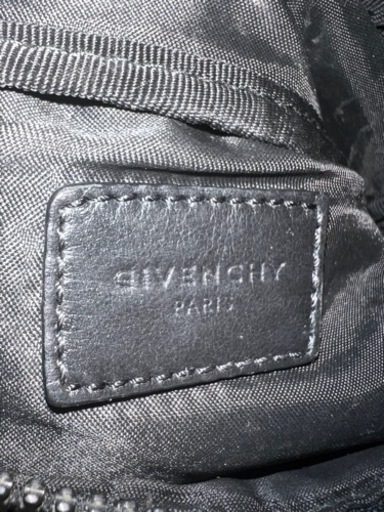 GIVENCHY ボディバッグ