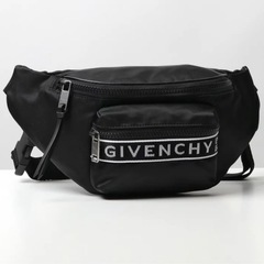 GIVENCHY ボディバッグの画像