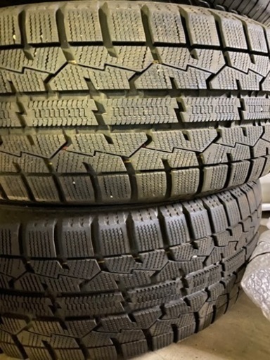 冬タイヤ バリ溝 トーヨー ガリットギズ 22年製 4本