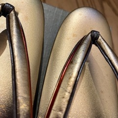 草履　ゴールドの画像