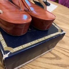 草履　煉瓦色の画像