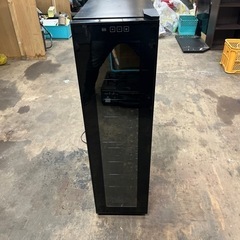 【簡易清掃・動作確認済】ワインセラー　ルフィエール　LW-D18...