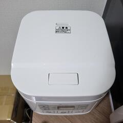 ニトリの炊飯器の画像