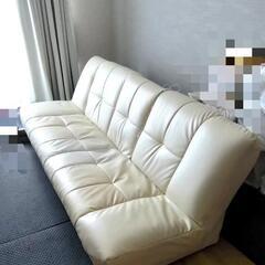 ニトリ　3人掛け収納付きソファベッドの画像