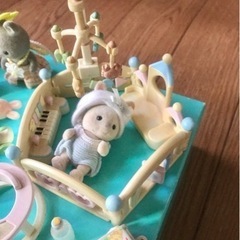シルバニアファミリー　赤ちゃんグッズ　赤ちゃん人形付きの画像