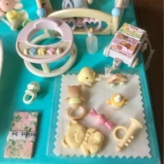 シルバニアファミリー　赤ちゃんグッズ　赤ちゃん人形付きの画像