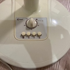 アイリスオーヤマ　リビング扇風機の画像