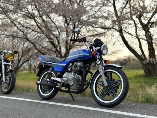 CB250N バブ