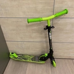 中古 NEON VECTOR キッズスクーター（Yボリューション...
