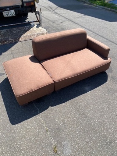 万代店　2〜３人掛けソファ　ブラウン　ローソファ