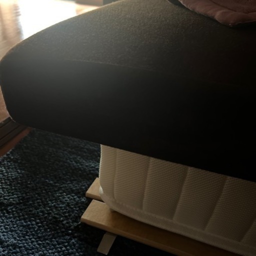 セムダブルのマットレス2つ