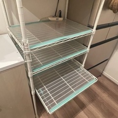 【差し上げます】キャスター付ラック大の画像