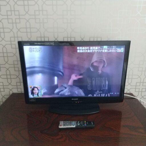 テレビ　SHARP　32インチ
