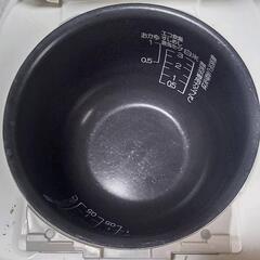象印　圧力IH炊飯ジャー　NP-RW05　3合炊き　炊飯器の画像