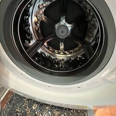 メーカー Panasonic 品 番 : NA-VH320L 種 類 :ドラム式洗濯機 年式:2015年製の画像