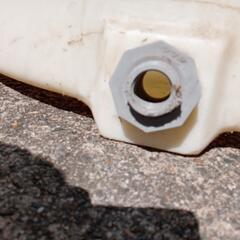 タンク 貯水タンク 円筒型 サミットタンク 1000L 蓋なし 排水口キズありの画像