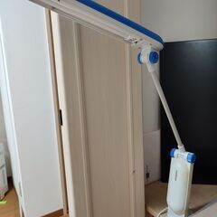 アーム型タッチインバータ蛍光灯、机の端に挟むやつの画像