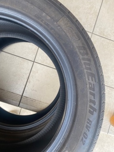 ヨコハマタイヤ Bluearth rv-02 225/55R17 97wバリ山
