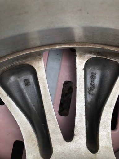 トヨタ純正　ホイールナット付き