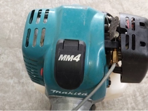苫小牧　makitaマキタMEM428 4ストローク動作確認済品草刈機 刈払機