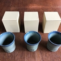 値下げしました、新品・未使用の仙仁温泉岩の湯で販売されている湯呑...