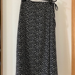 【値下げ】UNIQLOダルメシアン柄マーメイドスカートLサイズ