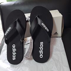 新品未使用‼️adidasビーチサンダルの画像