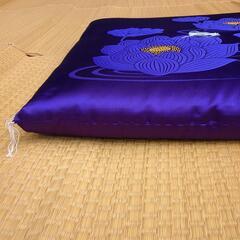 御仏前座布団の画像