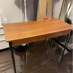 USED アンセム人気デスク　の画像