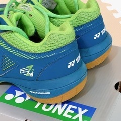 ヨネックスバドミントンシューズの画像