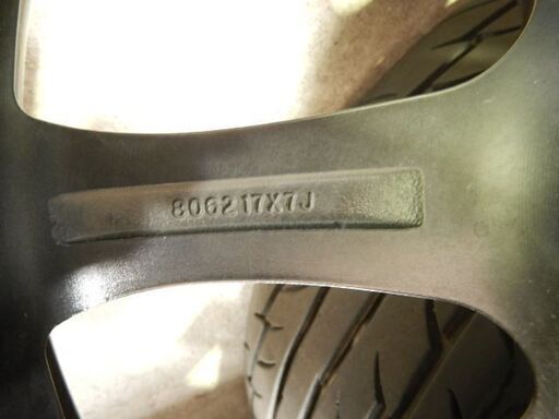 215/45R17 4本ｾｯﾄ OZﾚｰｼﾝｸﾞ 17×7J+55 114.3 5穴 ﾊﾌﾞ径73ﾐﾘ ﾀｲﾔ溝有り