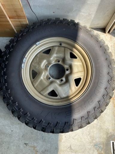 マッドタイヤ　ブロックタイヤ　オフロード　6.50r16