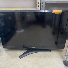 リサイクルショップどりーむ荒田店　No7876 液晶テレビ　２０１１年製　40型　シャープ　リモコン付き♪　ちょっと大きめ♪　