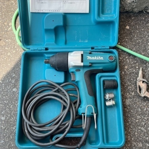 マキタ　インパクトレンチ　TW0250