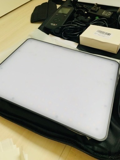 VILTROX LED 撮影スタンドライト 超薄型ライト ホワイト アンブレラ セット