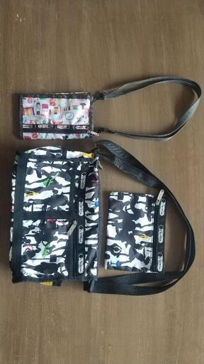 LeSportsacショルダーバッグ